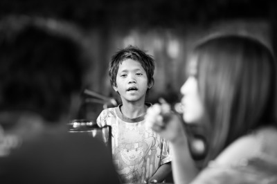 Children in a heart Mandalay street-Modifier