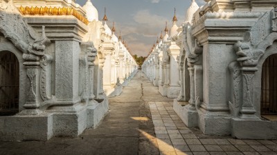Pagoda's Budha Book Mandalay-4320-