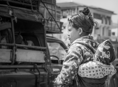 Women with Baby Waiting for Bus-4872-Modifier