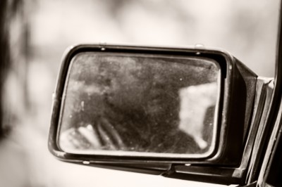 Driver by the Mirror-4920-Modifier