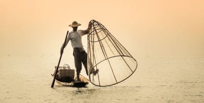 Traditional FicherMan from Inle Lake-5311