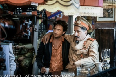 Simon Abkarian et Benjamin Bellecour dans Kaboul Kitchen saison 2